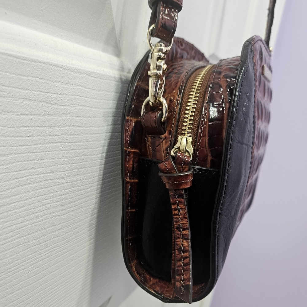 Brahmin Leah Melbourne Crossbody Bag - EUC - Picture 5 of 12